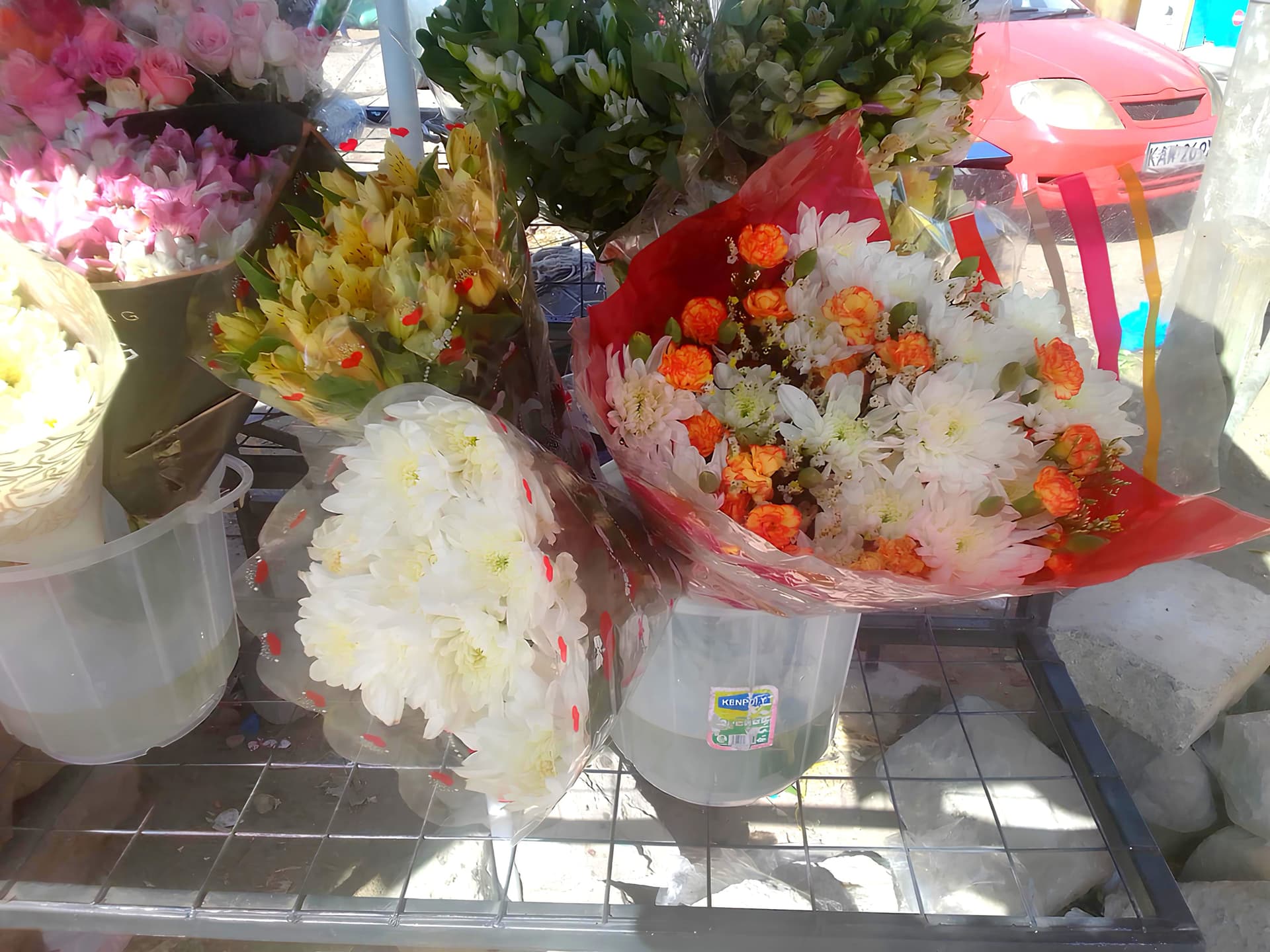 custom flower bouquet kenya