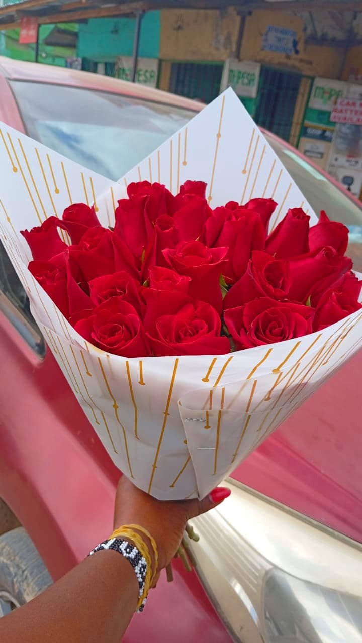 "Romantic Red Surprise Bouquet in Kitengela & Nairobi – Happy Paradise Florist"